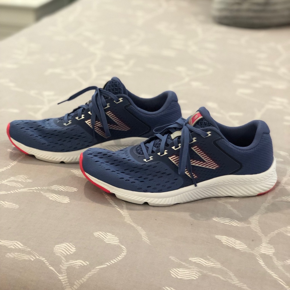 New Balance DRFT